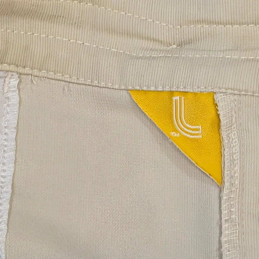 Lole Women Beige Khaki Stretch Bermuda Shorts UPF Quick Dry Size 12